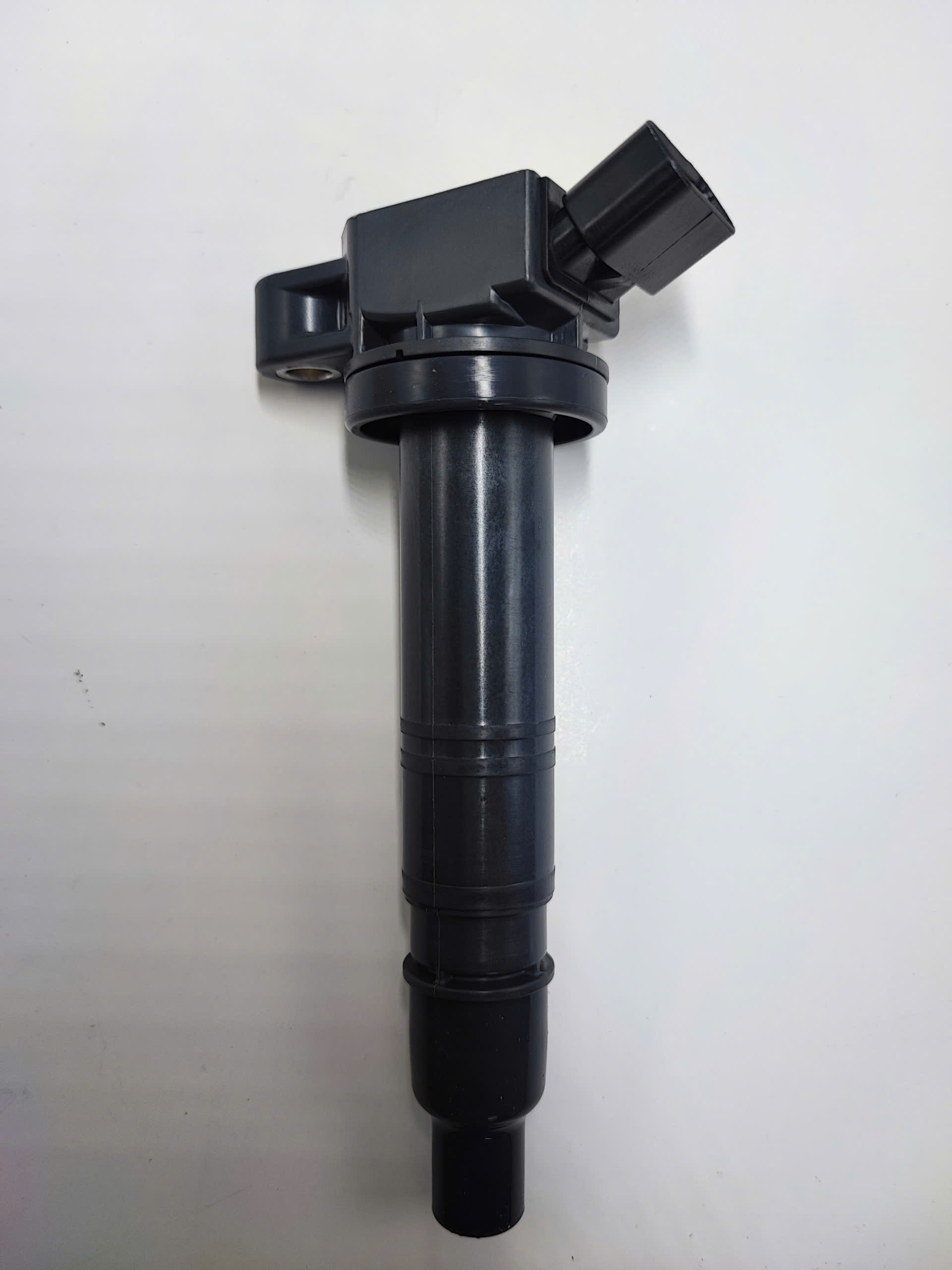 MAHLE MOBIN MIC101 Toy*ta Camry Innova Fortuner Land Cruiser OEM 90919-02247 MAHLE MOBIN MIC101 Toy*ta Camry Innova Fortuner Land Cruiser