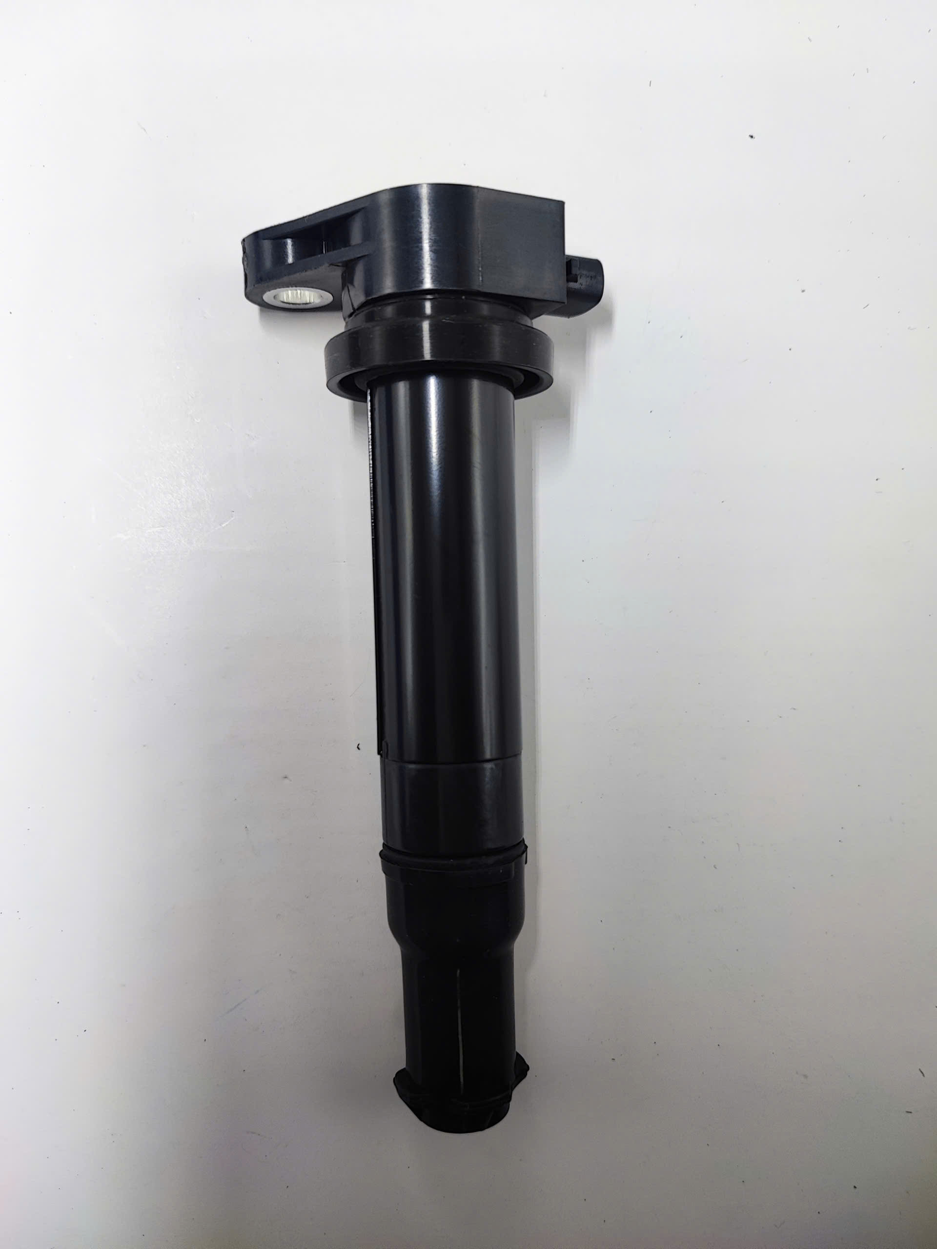 MAHLE MOBIN MIC195 HYU*DAI/KI-A GETZ Accent Cerato Rio